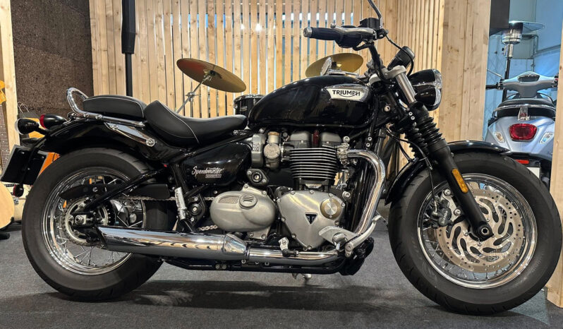 
								Triumph Bonneville Speedmaster total									