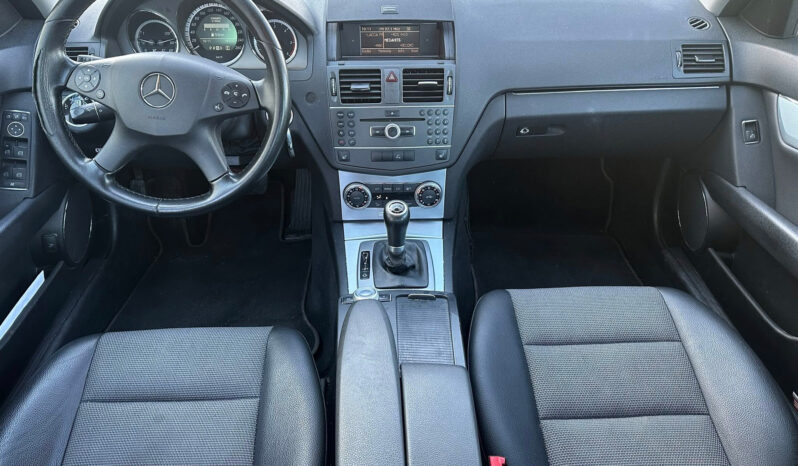 
								Mercedes-Benz C220 CDI Avantgarde total									