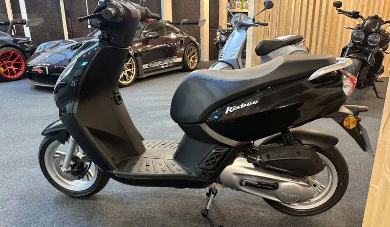 
								Peugeot Kisbee total									