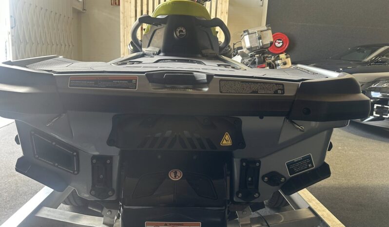 
								Sea-Doo RXT-X RS 325 total									
