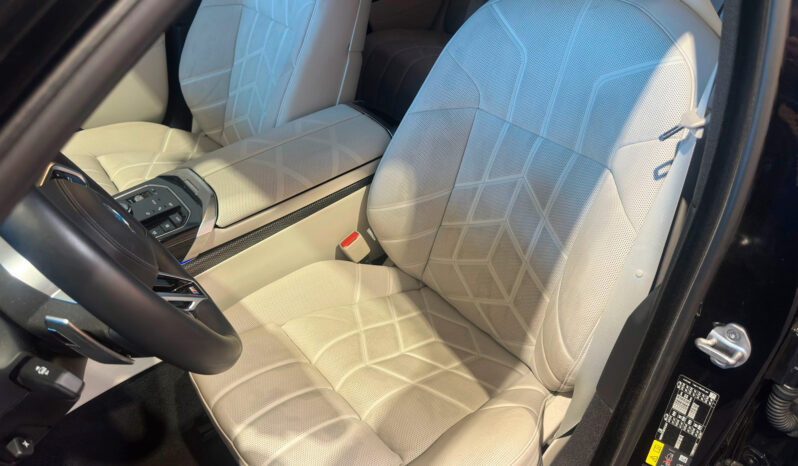 
								BMW 750e xDrive Pack Desportivo M Pro total									