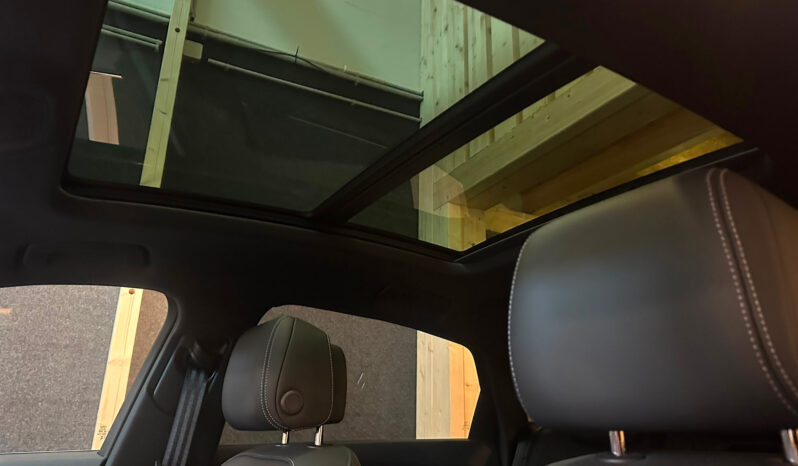 
								Audi Q8 e-tron Sportback 55 quattro S line total									