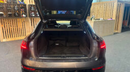 
										Audi Q8 e-tron Sportback 55 quattro S line total									