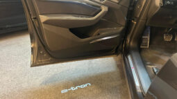
										Audi Q8 e-tron Sportback 55 quattro S line total									