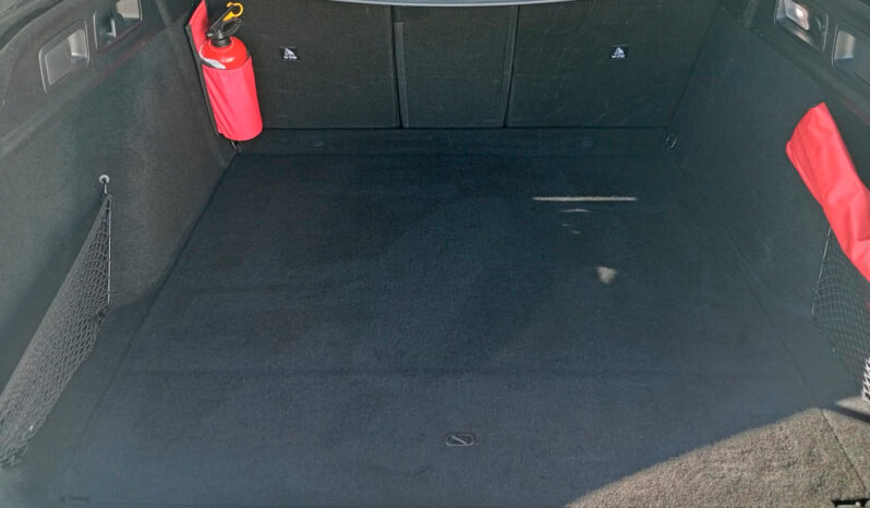 
								Peugeot 308 SW Active Pack total									