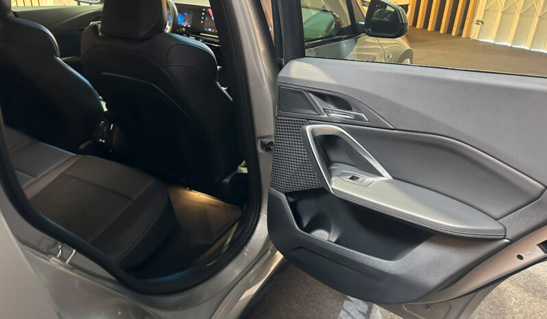 
								BMW iX1 eDrive20 Pack Desportivo M total									